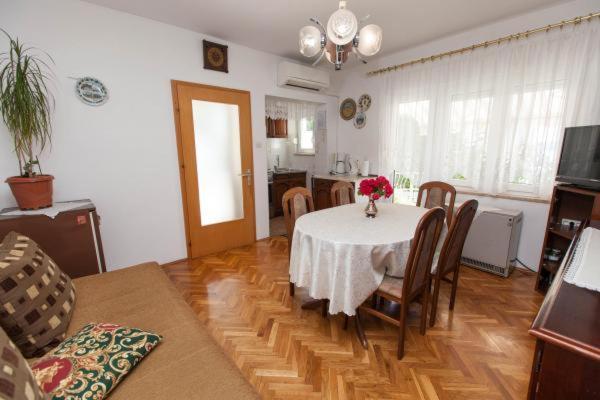 Apartments Bujan קריקווניצה מראה חיצוני תמונה